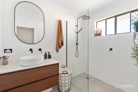 Property photo of 11 Rattan Court Elanora QLD 4221