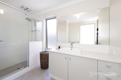 Property photo of 5 Pardalote Way Erskine WA 6210
