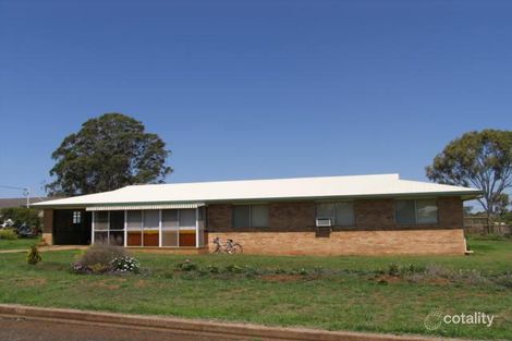 18 Thelma St, Kingaroy, QLD 4610
