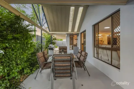 Property photo of 1 Burgundy Crescent Thornlands QLD 4164