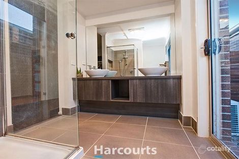 Property photo of 6 Onyx Crescent Officer VIC 3809
