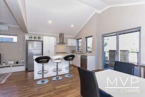 Property photo of 14A Colorado Parade Aubin Grove WA 6164
