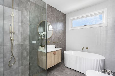 21/23 Kingham St, Newport, VIC 3015