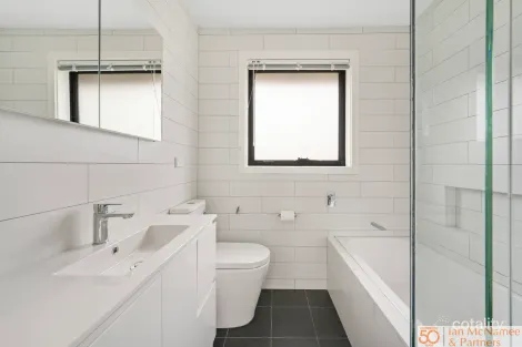 Property photo of 4 Malcolm Road Karabar NSW 2620