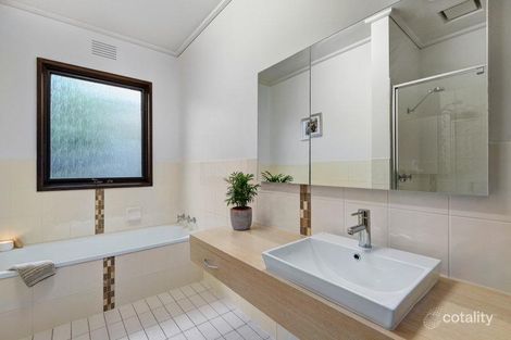 Property photo of 2 Pecan Court Templestowe Lower VIC 3107