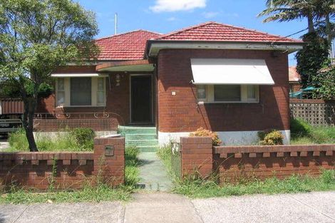 44 Margaret St, Kingsgrove, NSW 2208