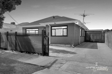 Property photo of 24 Oberon Avenue St Albans VIC 3021