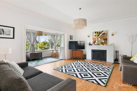 Property photo of 2 Selby Avenue Dee Why NSW 2099