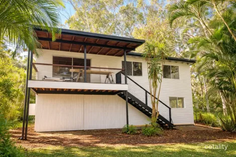 7 Noondoo St, Macleay Island, QLD 4184