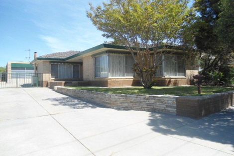 25 Henkel St, Long Gully, VIC 3550