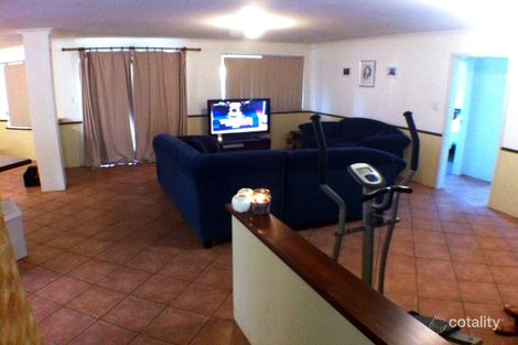 Property photo of 6 Floyd Cross Usher WA 6230