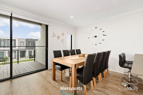 Property photo of 15 Soho Crescent Wollert VIC 3750