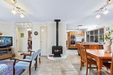 Property photo of 2 Starlight Court Samford Valley QLD 4520