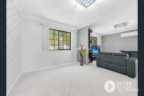 Property photo of 11 Levendale Street West Hoxton NSW 2171