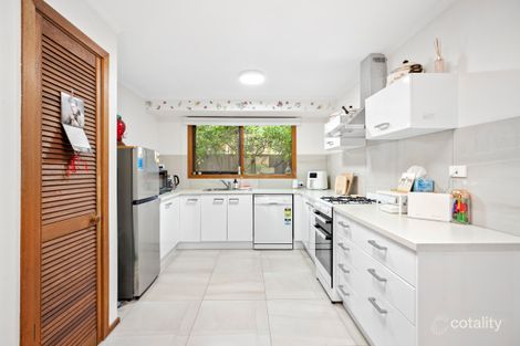 Property photo of 8 Cann Place Rowville VIC 3178