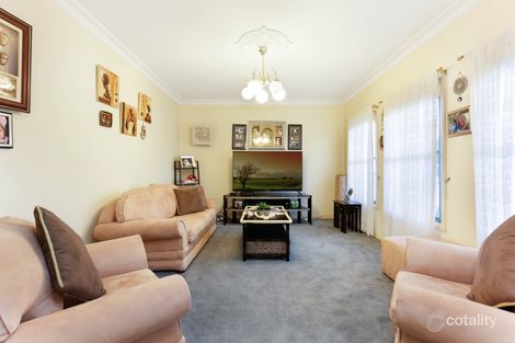 Property photo of 29 Boyden Square Roxburgh Park VIC 3064