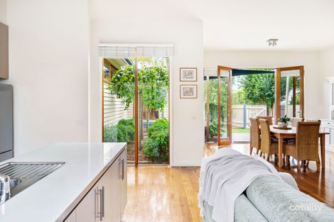 Property photo of 2/17 Strathallan Road Macleod VIC 3085