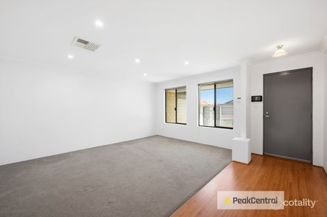 Property photo of 3 Weddell Close Canning Vale WA 6155