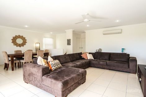 Property photo of 11/17 Entry Drive Merrimac QLD 4226