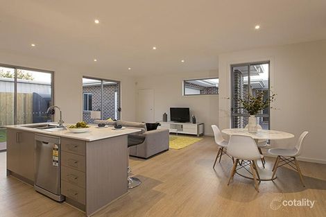 Property photo of 2/12 Corrigan Avenue Brooklyn VIC 3012