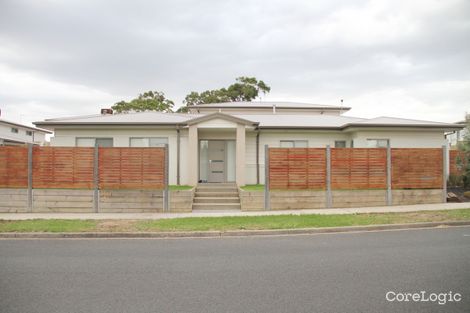 Property photo of 19 Augusta Crescent Frankston VIC 3199
