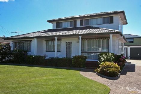 Property photo of 120 Macquarie Grove Caves Beach NSW 2281