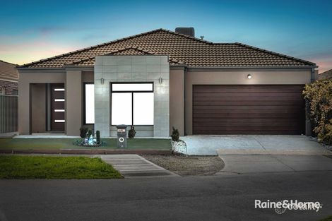 Property photo of 7 Spencer Circuit Cranbourne East VIC 3977