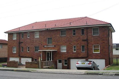 153 Avoca Dr, Avoca Beach, NSW 2251