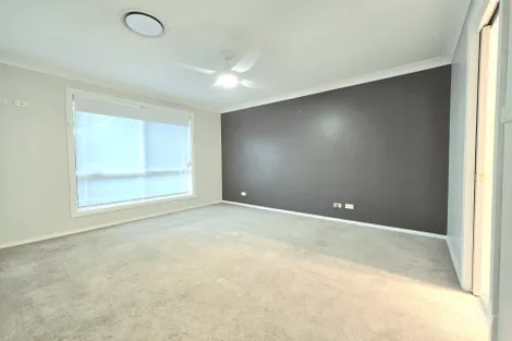 Property photo of 9 Wren Place Dubbo NSW 2830