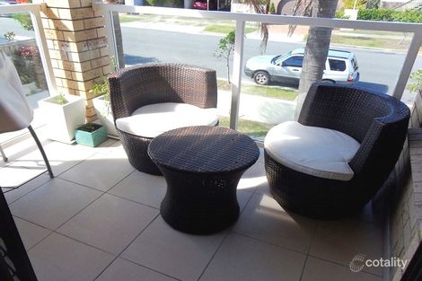 Property photo of 2/19 Sunbrite Avenue Mermaid Beach QLD 4218
