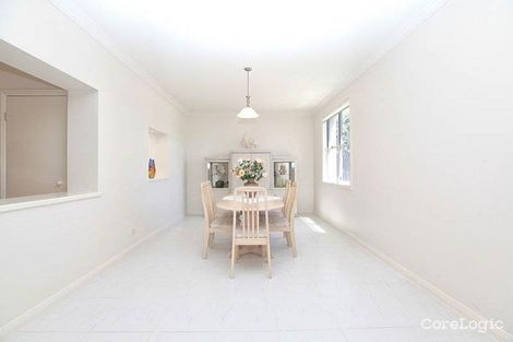 Property photo of 31 Margaret Court Kenmore QLD 4069