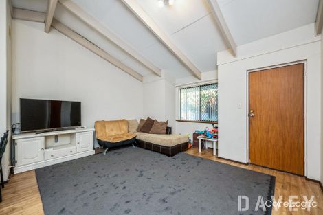 Property photo of 23 Elfreda Avenue Sorrento WA 6020