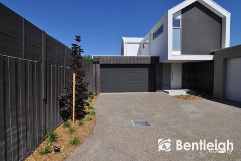 2/33 Browns Rd, Bentleigh East, VIC 3165