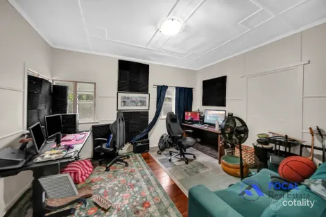 Property photo of 100 Acacia Drive Ashgrove QLD 4060