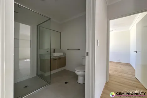 Property photo of 1 Barker Court Parmelia WA 6167
