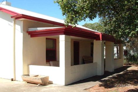 28 Swinden St, Riverton, SA 5412