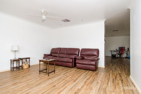 Property photo of 28 Paldi Crescent Glenfield Park NSW 2650