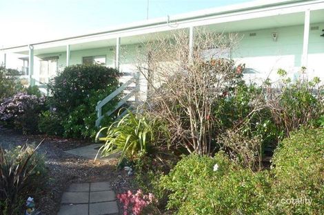 13 Surf Ct, Lakes Entrance, VIC 3909