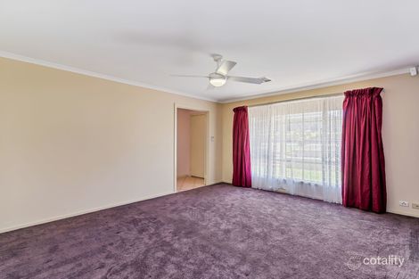 Property photo of 32 Saddle Crescent Walkley Heights SA 5098