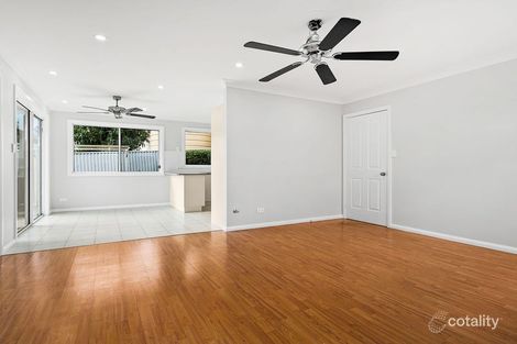 Property photo of 2/558 Northcliffe Drive Berkeley NSW 2506