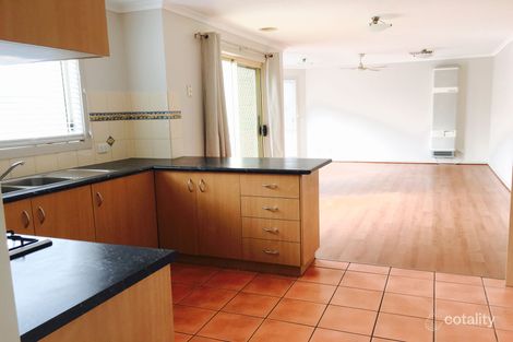 Property photo of 2 Foxglove Lane Craigieburn VIC 3064