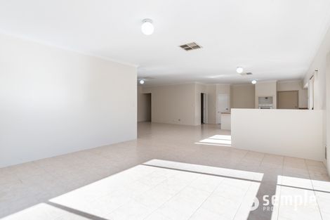Property photo of 11 Bingham Drive Success WA 6164
