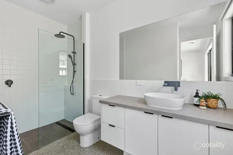 Property photo of 18 Raleigh Circuit Armstrong Creek VIC 3217