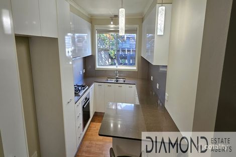 Property photo of 2/26 Baringa Street Mount Waverley VIC 3149