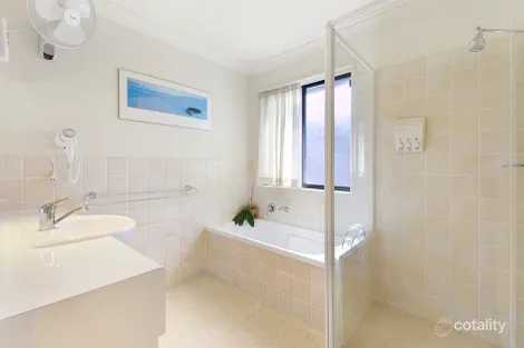Property photo of 49 Riverwood Drive Ashmore QLD 4214