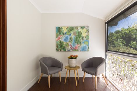 Property photo of 28 Campion Avenue Bardon QLD 4065