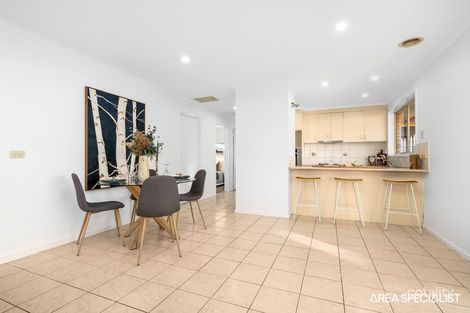 Property photo of 9 Dutton Close Lynbrook VIC 3975