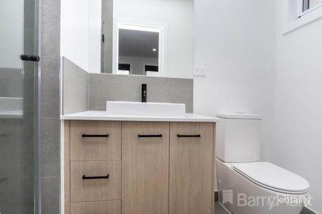 Property photo of 1A Glencara Close Westmeadows VIC 3049