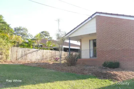 Property photo of 11 Amersham Street Kippa-Ring QLD 4021