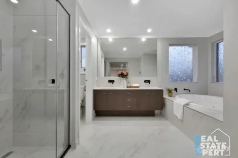 Property photo of 6 Splash Way Lyndhurst VIC 3975